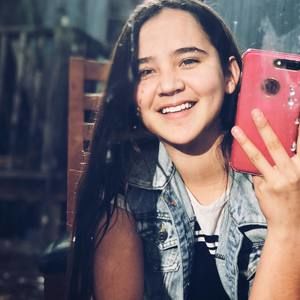 Meet your Posher, Victoria